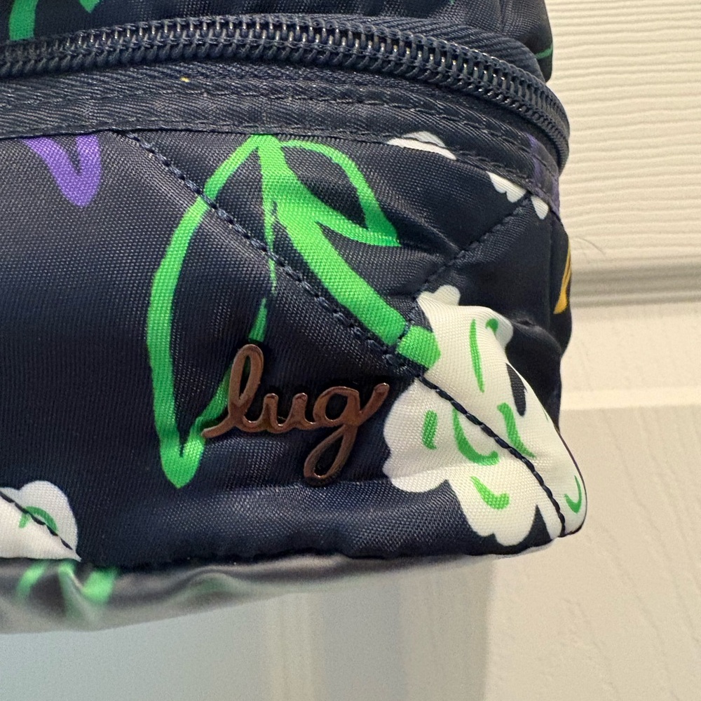 Lug Floral Quilted Toiletries Bag - Picture 3 of 11